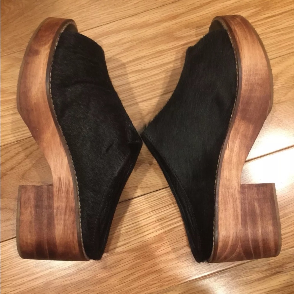 Jeffery Campbell Style wedge shoes. Size 6.